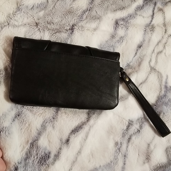 ELLE Wristlet Purse - Picture 2 of 7